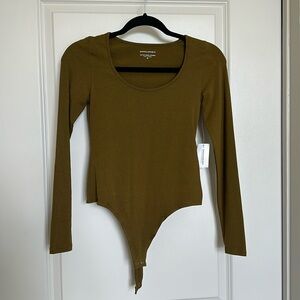 NWT Banana Republic army green long sleeve thong bodysuit - xs